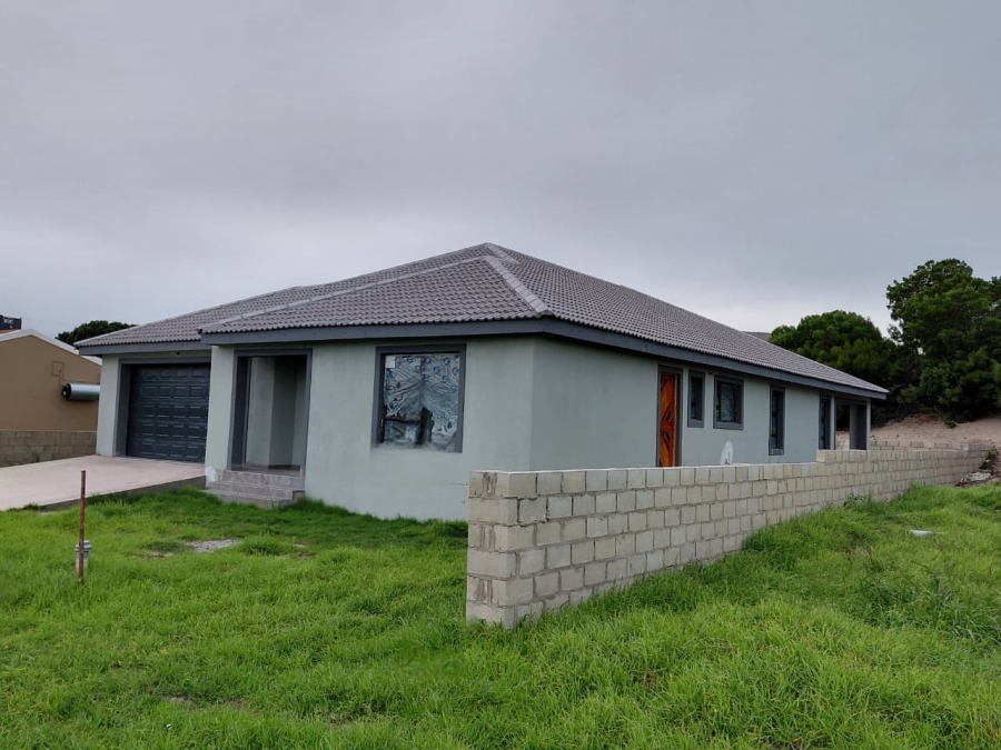 3 Bedroom Property for Sale in Paradise Beach Eastern Cape